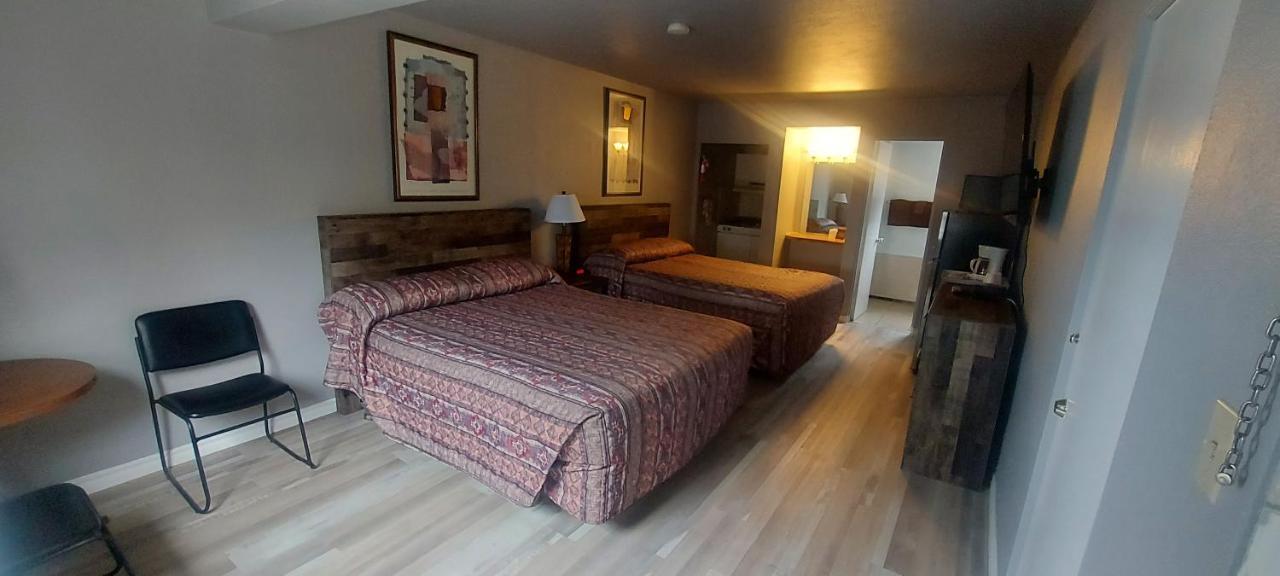 Lazy Bear Lodge Cranbrook Eksteriør billede